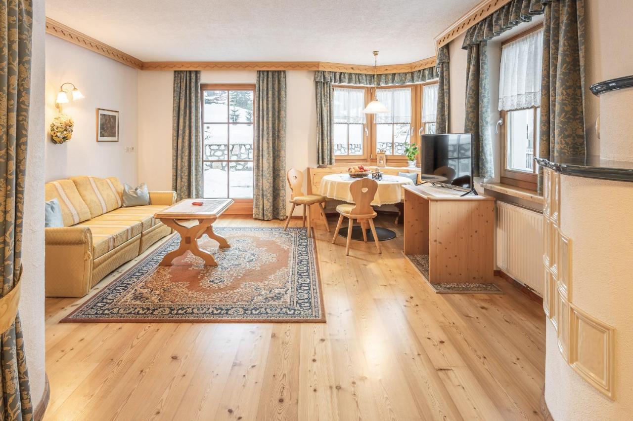 App. Desiree Appartement Al Plan di Mareo Buitenkant foto